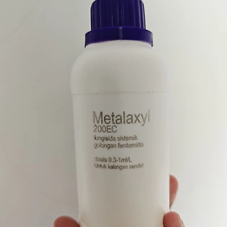 Metalaxyl 200EC